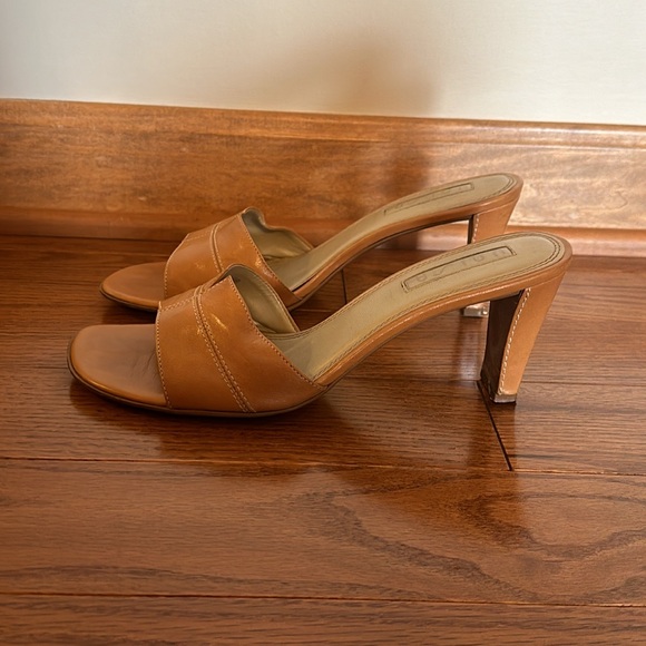 Unisa Tan Mule Heels - Picture 4 of 5